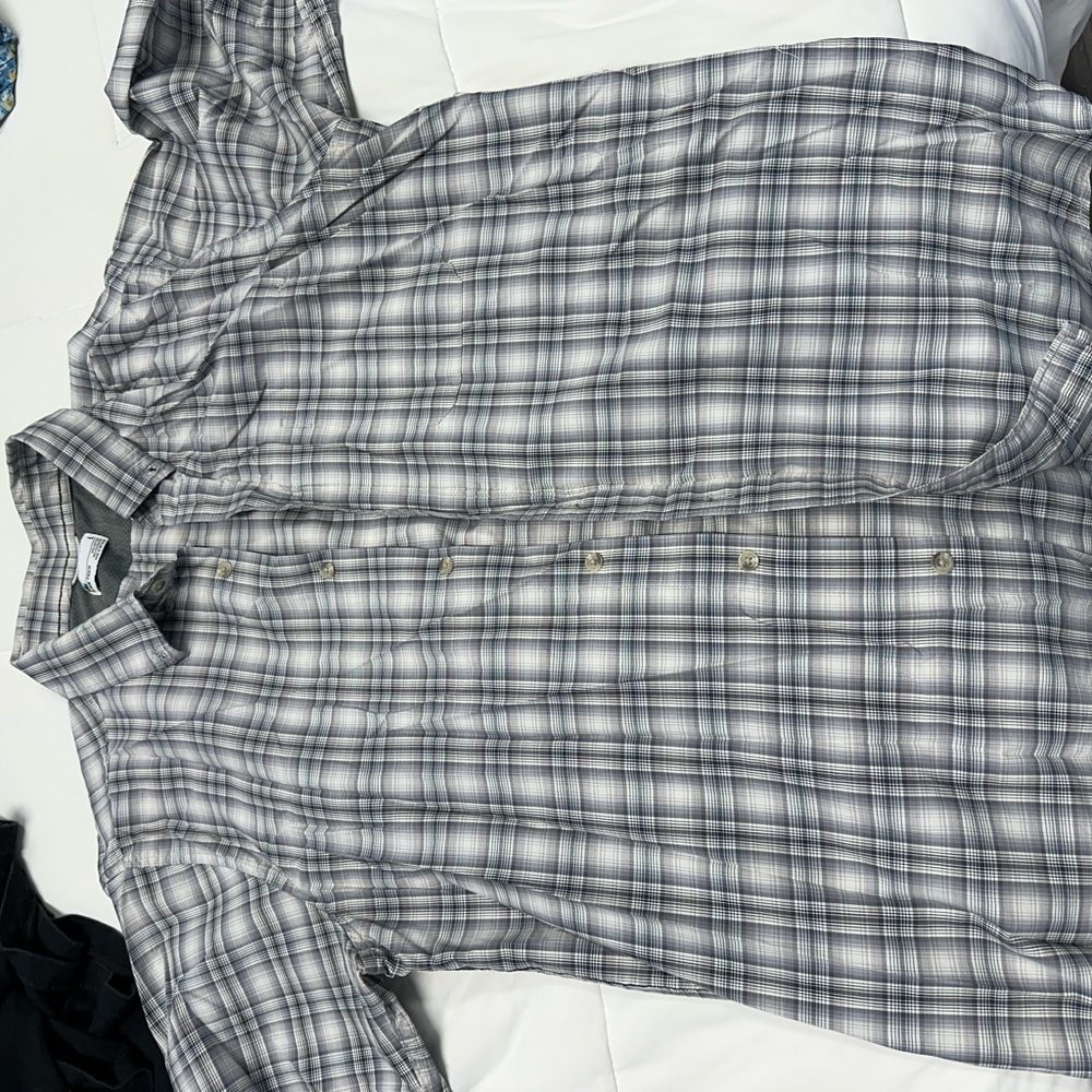 Men's Gray Plaid Casual Button Down Shirt